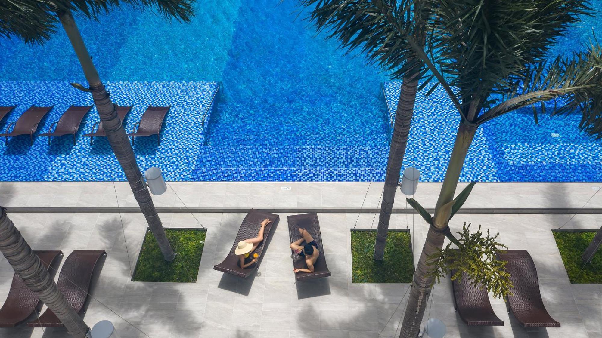 & Saigon Airport By Ihg 5* Ho Chi Minh City