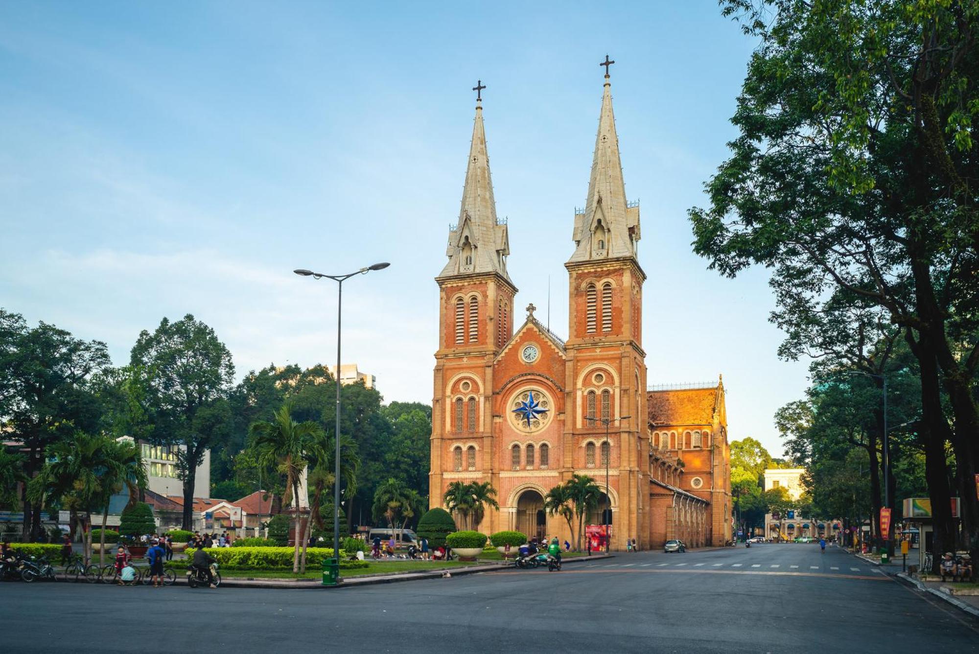 & Saigon Airport By Ihg Hotel Ho Chi Minh City